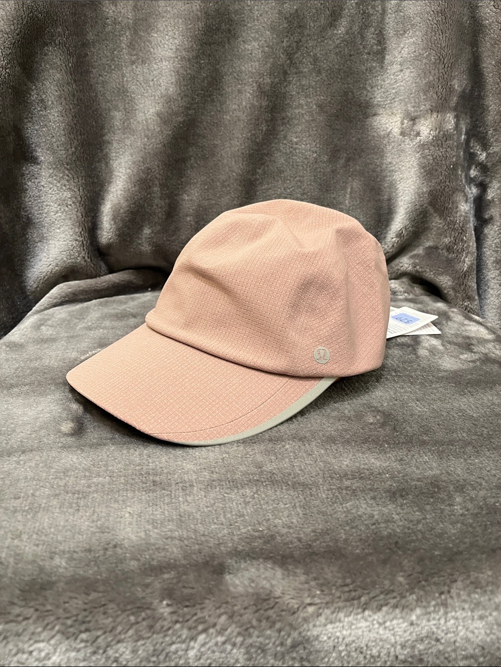 🆕 Lululemon Fast and Free Run Hat *WovenAir in Ashen Rose, size S/M